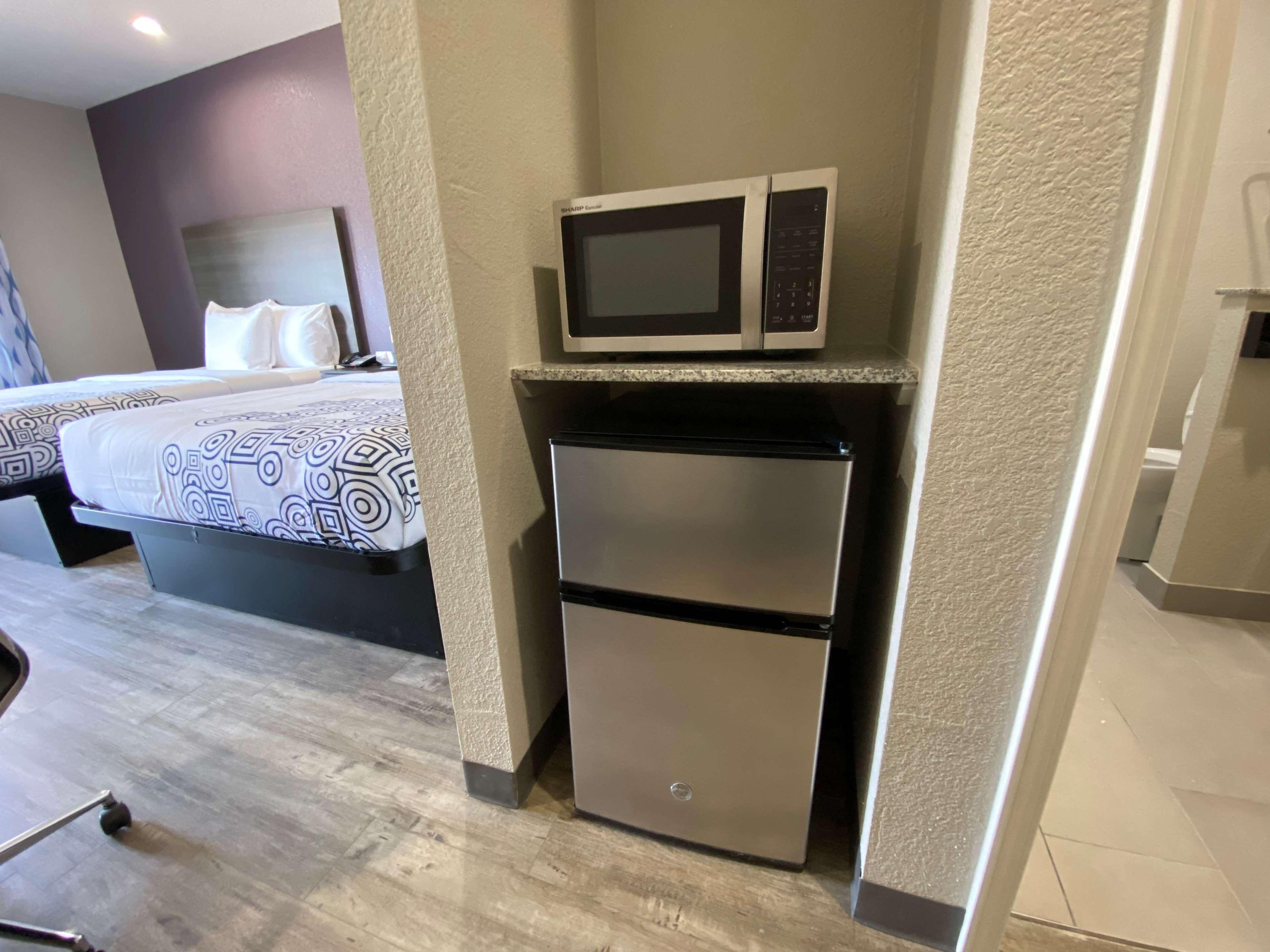 Surestay Plus Hotel By Best Western Ada Buitenkant foto