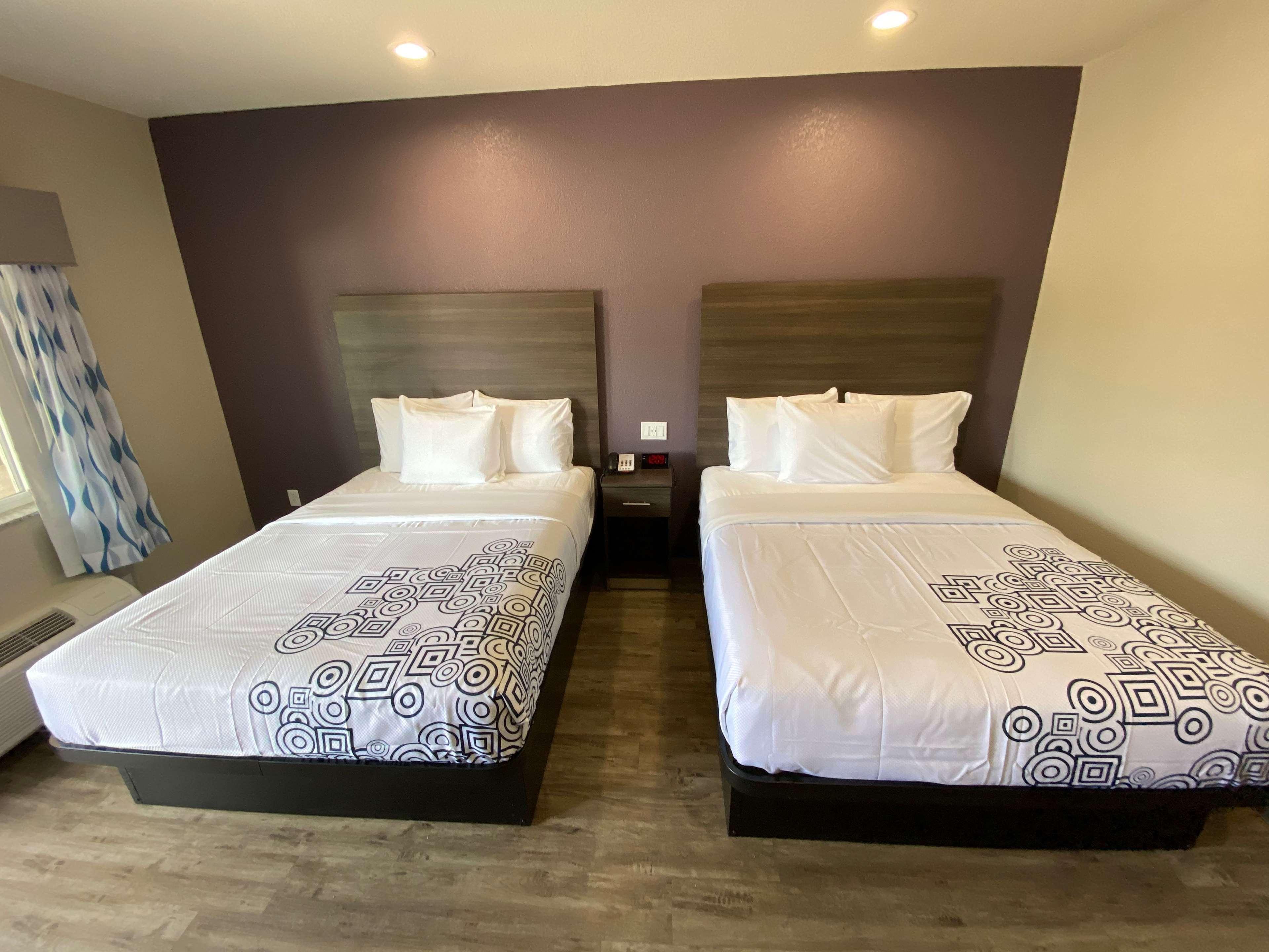 Surestay Plus Hotel By Best Western Ada Buitenkant foto
