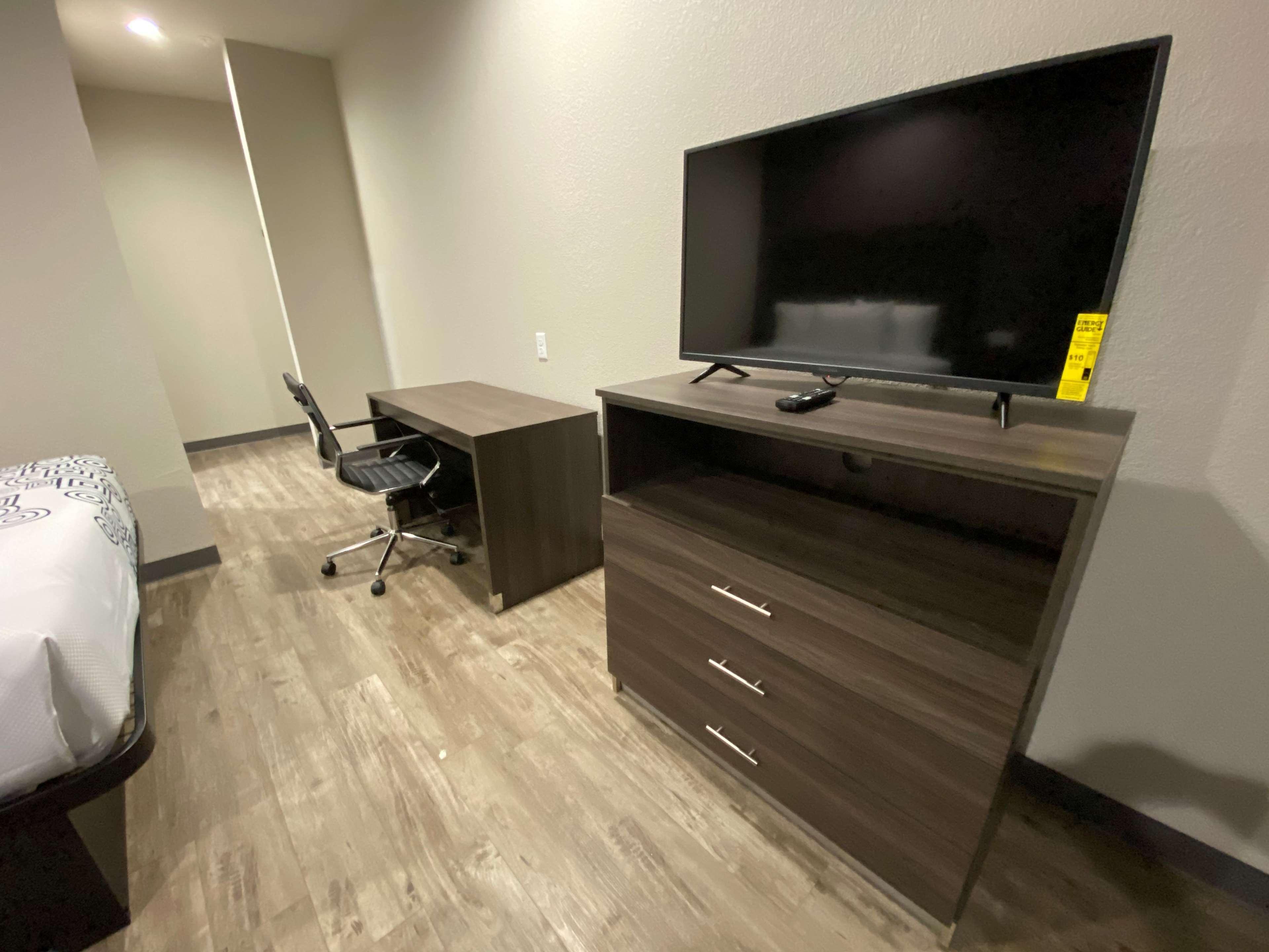 Surestay Plus Hotel By Best Western Ada Buitenkant foto