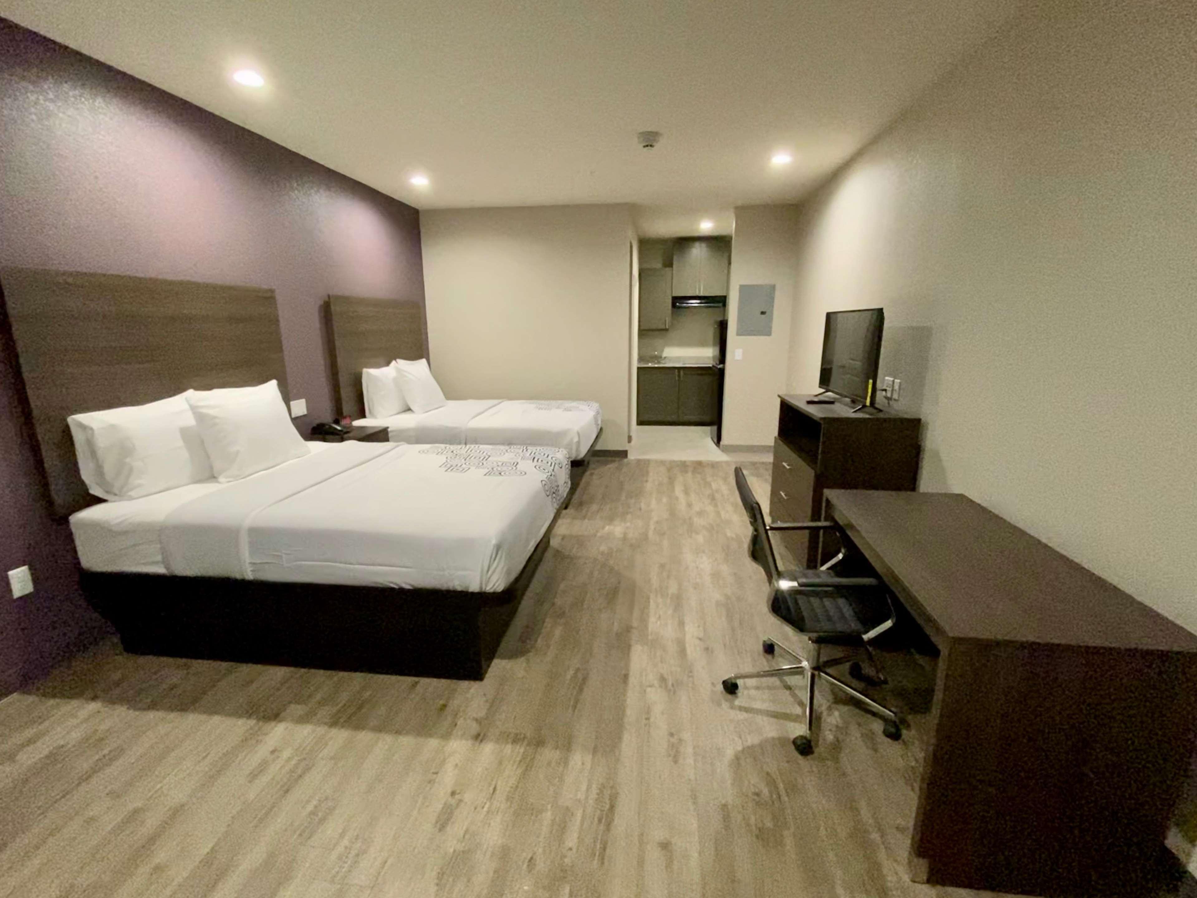 Surestay Plus Hotel By Best Western Ada Buitenkant foto