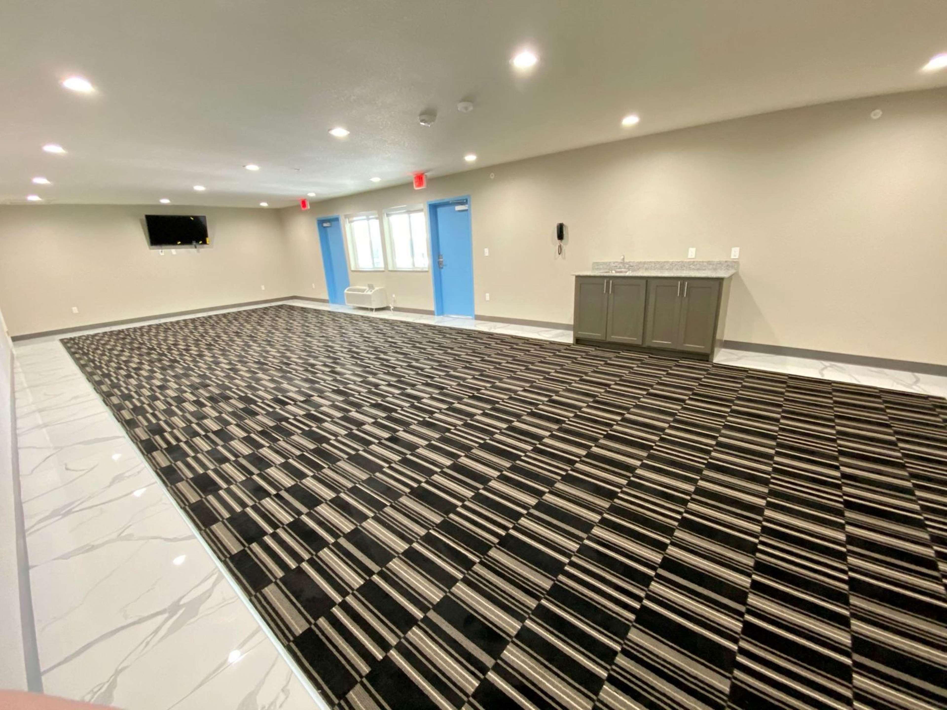Surestay Plus Hotel By Best Western Ada Buitenkant foto