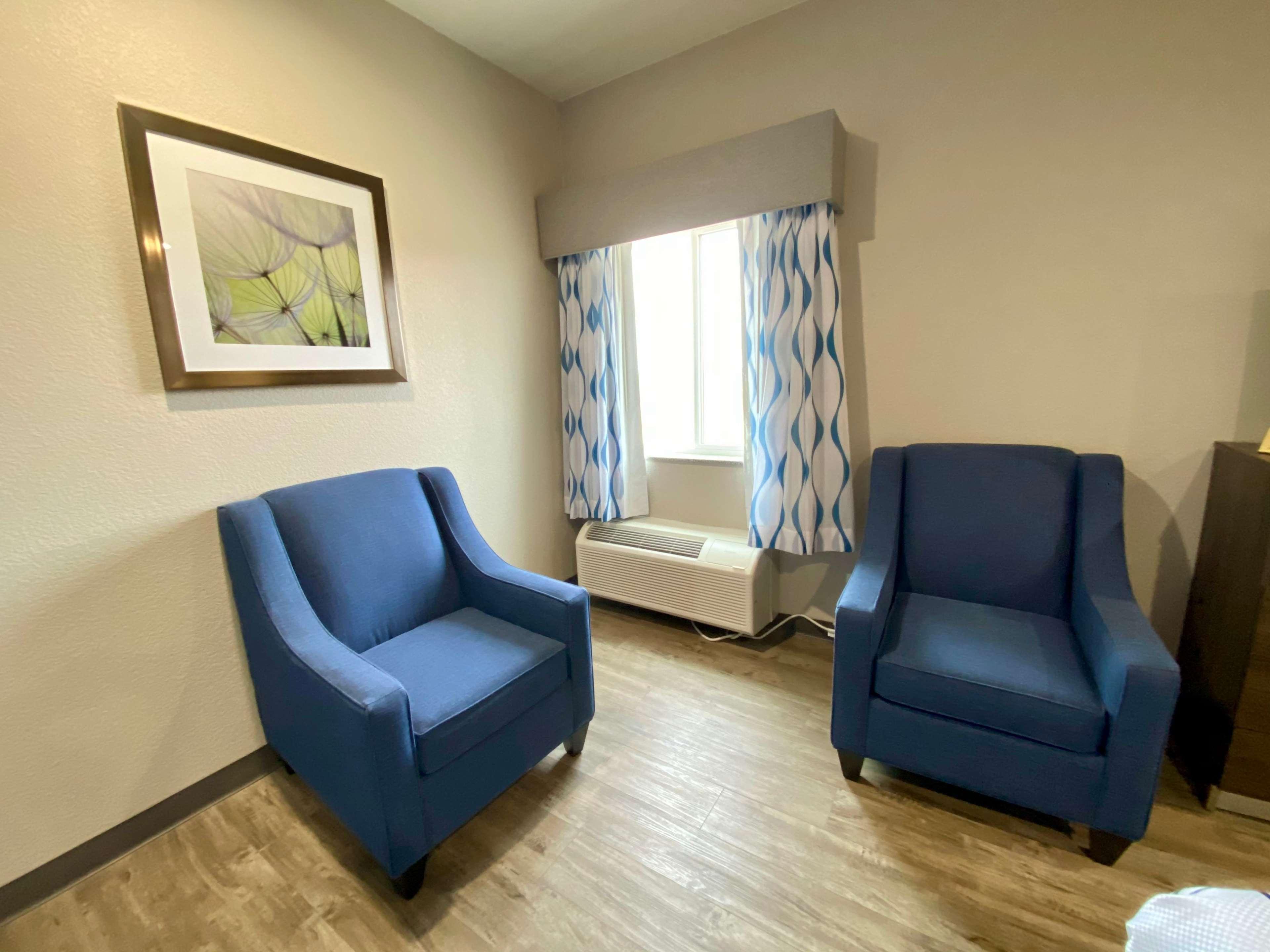 Surestay Plus Hotel By Best Western Ada Buitenkant foto